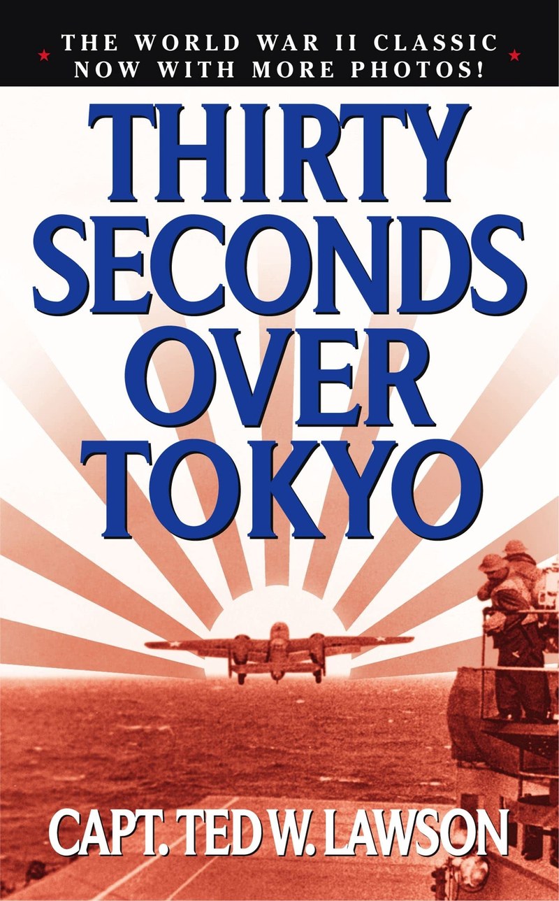 Cover of Thirty Seconds Over Tokyo (Aviation Classics)